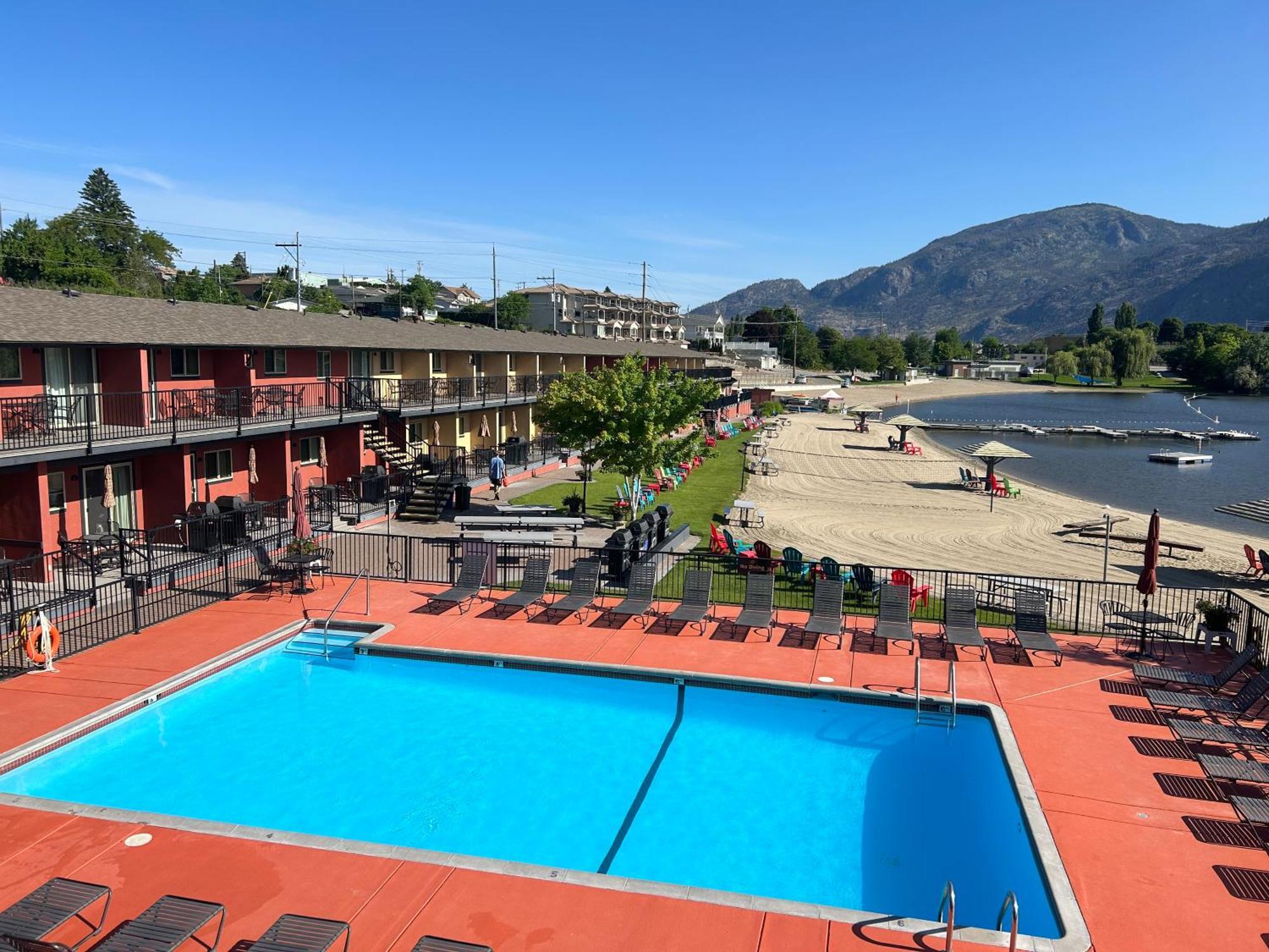 Safari Beach Resort Osoyoos Εξωτερικό φωτογραφία