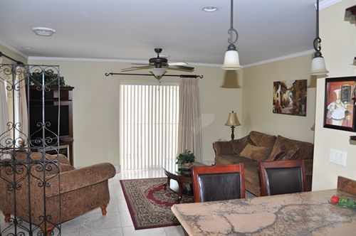 Safari Beach Resort Osoyoos Εξωτερικό φωτογραφία